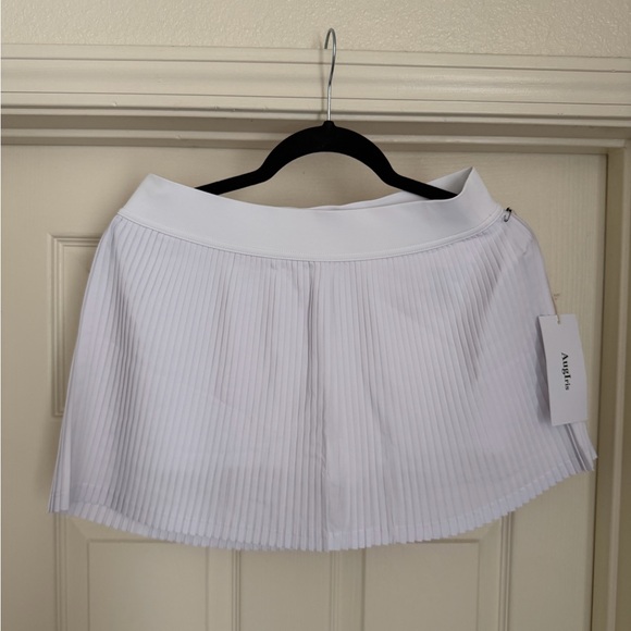 White Pleated Tennis Skirt - Picture 2 of 5